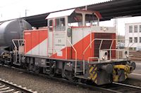V122